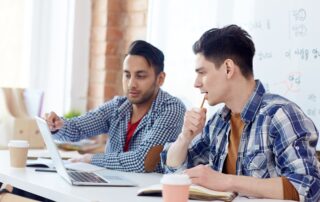 Dapatkan Fee Besar dari Setiap Penjualan Produk Accurate di Joinreseller.id